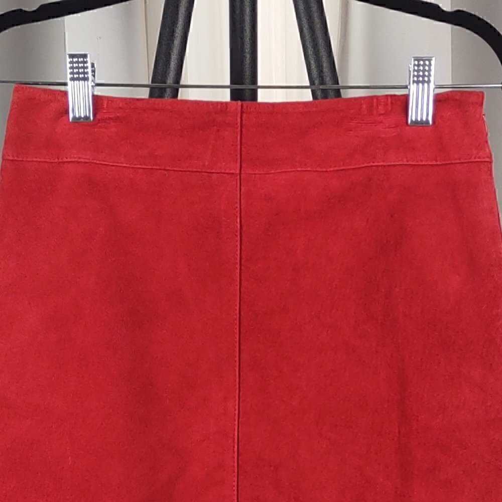 Express Women's Red Leather Skirt. Size 3/4 - Picture 2 of 8
